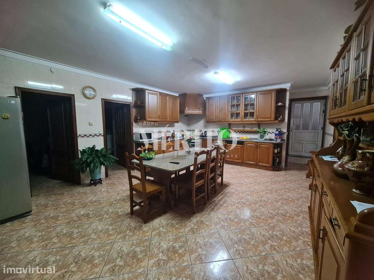 Moradia T3 com restaurante em Lordelo – Guimarães - Grande imagem: 4/32