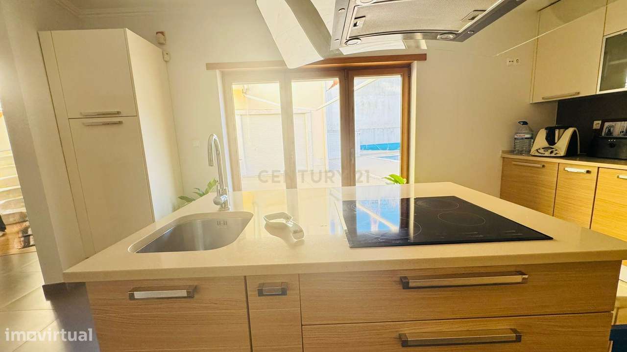 Moradia com piscina V5+2 em Bobadela - Grande imagem: 5/25