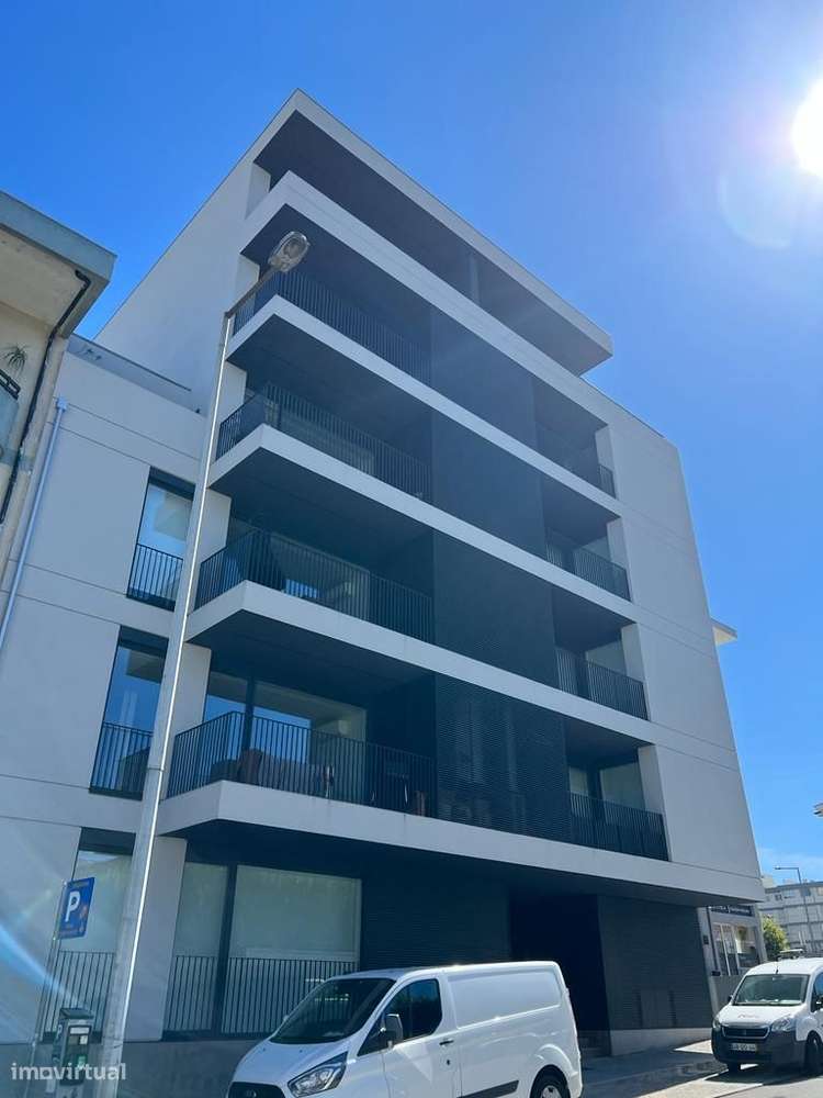 Mira Parque Residence_Studio na cobertura com generoso terraço recuado-2