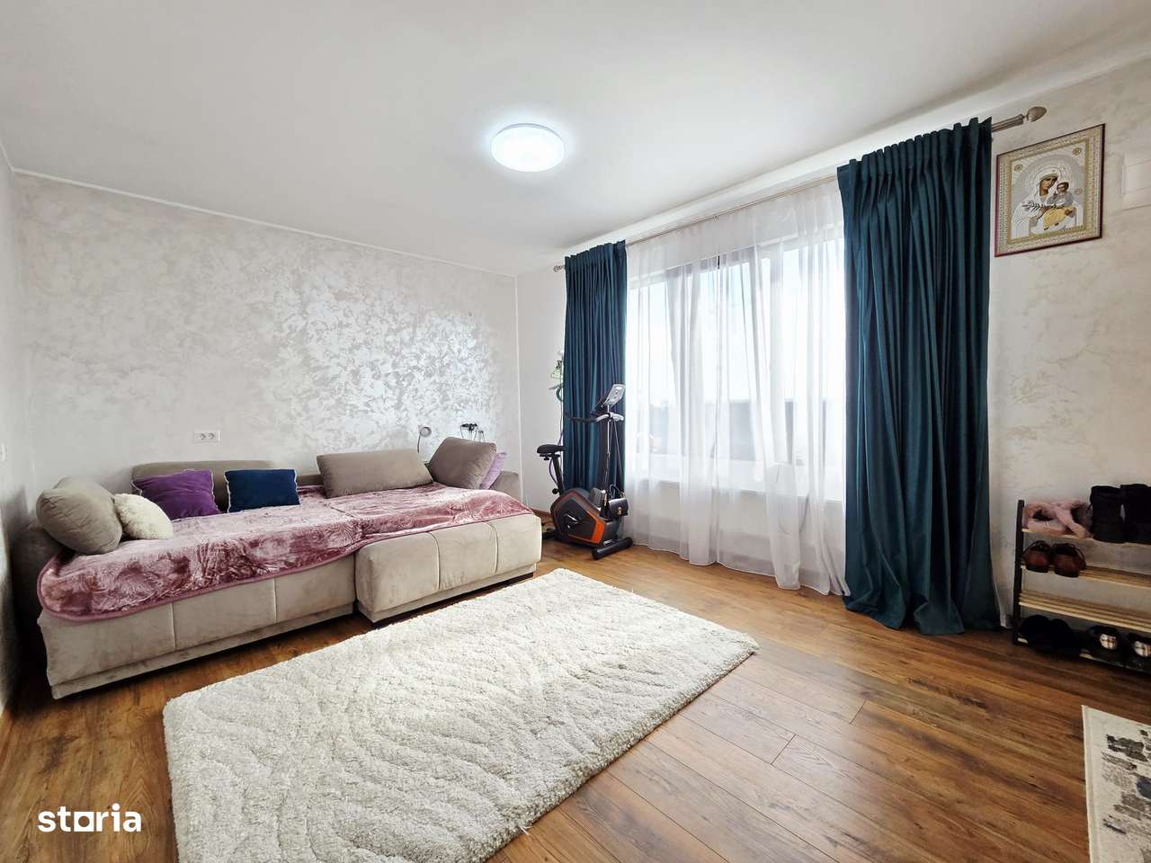 Casa cu utilitati finisata si mobilata la pret de apartament-1