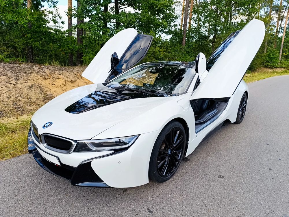 BMW i8 2019