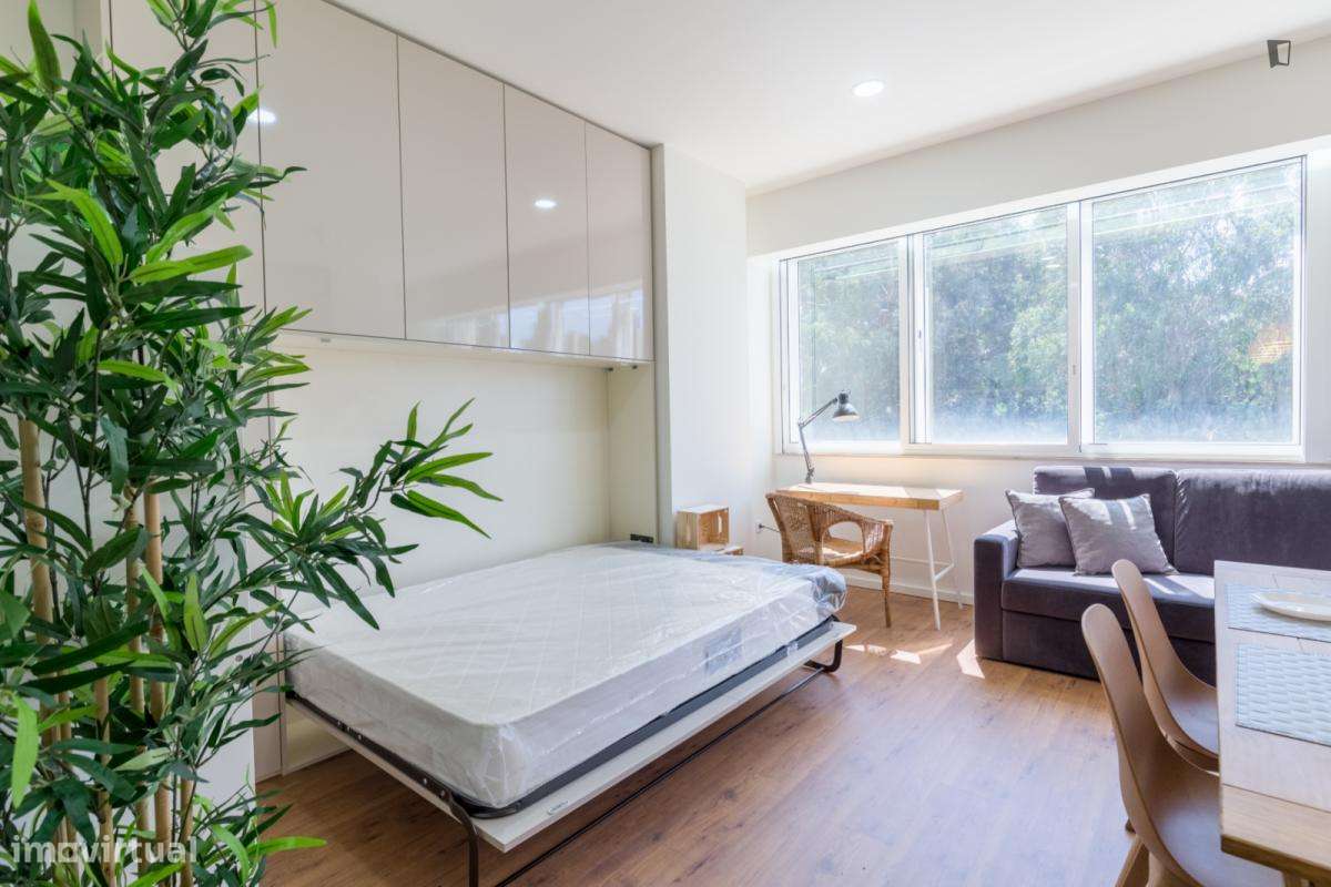 Estúdio - localizado em Ramalde Porto - Grande imagem: 2/9