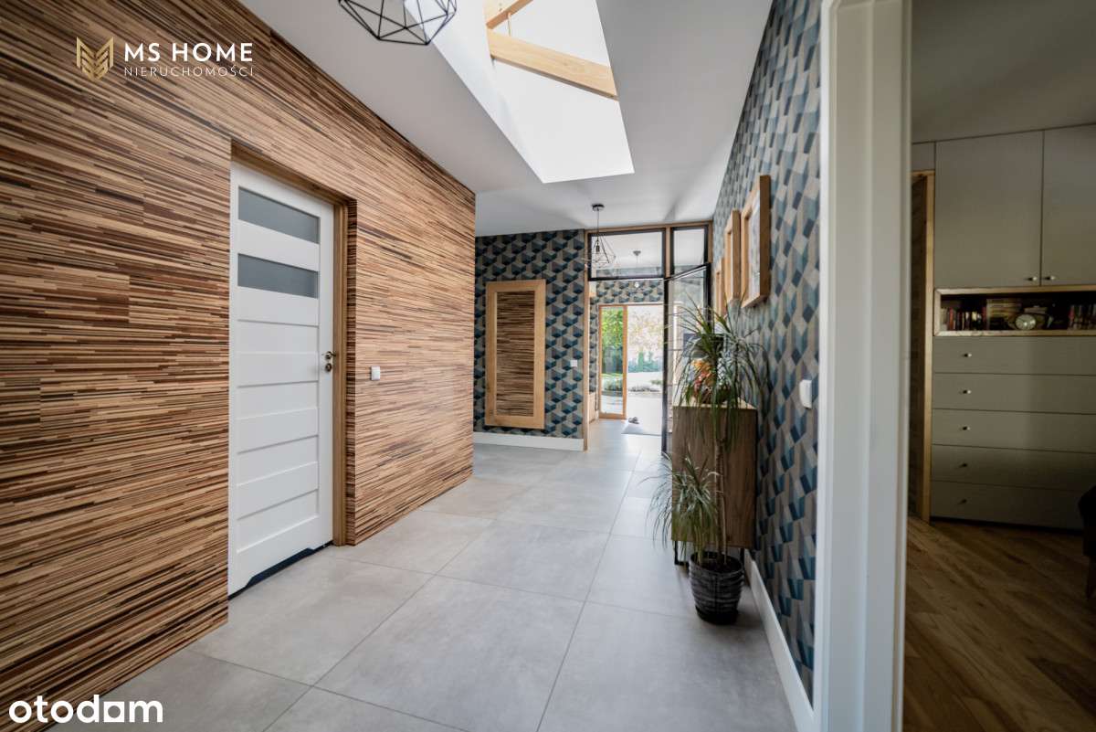 Nowoczesny dom wolnostojący w spokojnej okolicy.-17