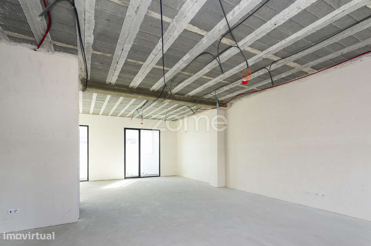 Loja nova para arrendamento em V.N. Famalicão - Grande imagem: 4/21
