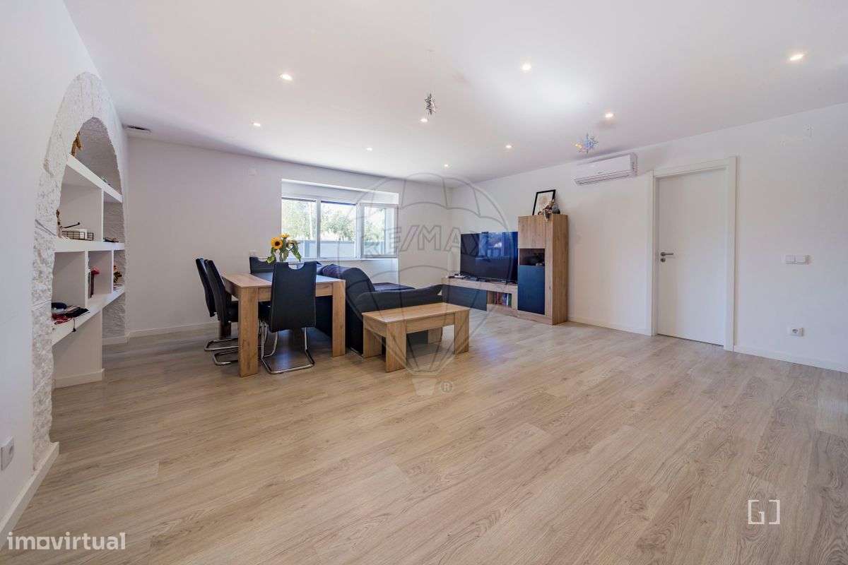 Moradia T5 para venda - Grande imagem: 2/38