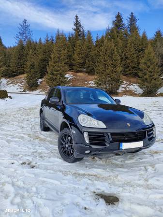 Porsche Cayenne - 2