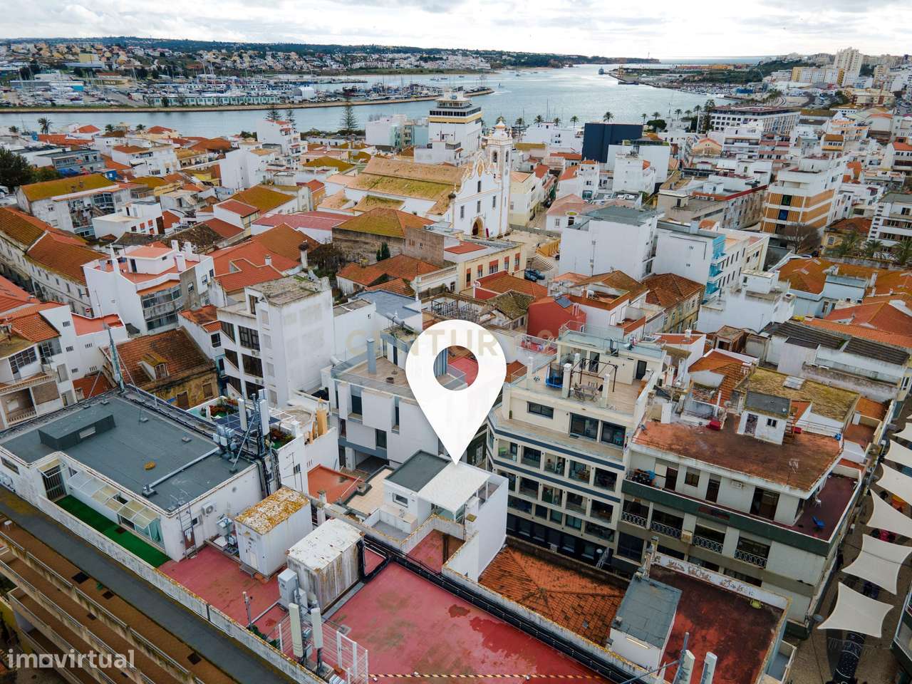 T0/Estúdio no centro de Portimão, E se o seu dinheiro começasse finalm-19