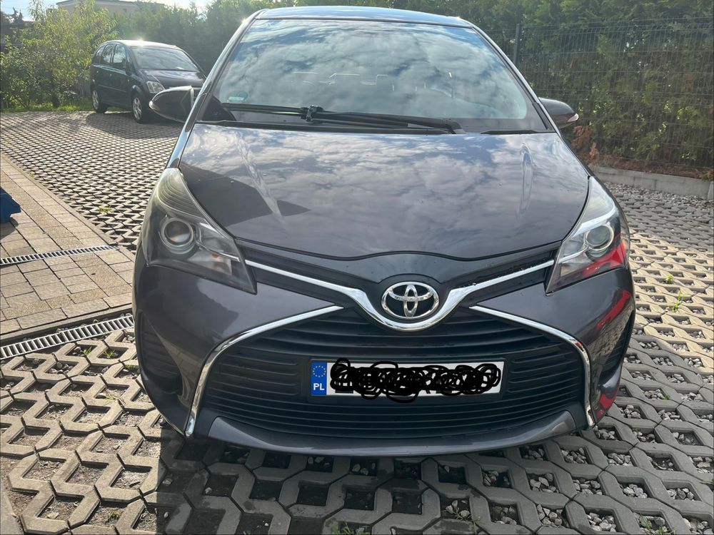 Toyota Yaris III (2011-2019) 1.0 VVT-i Comfort mit Design-Paket 2015