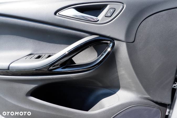 Opel Astra 1.4 Turbo Start/Stop Automatik Innovation - 10