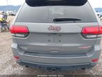 Jeep Grand Cherokee - 11