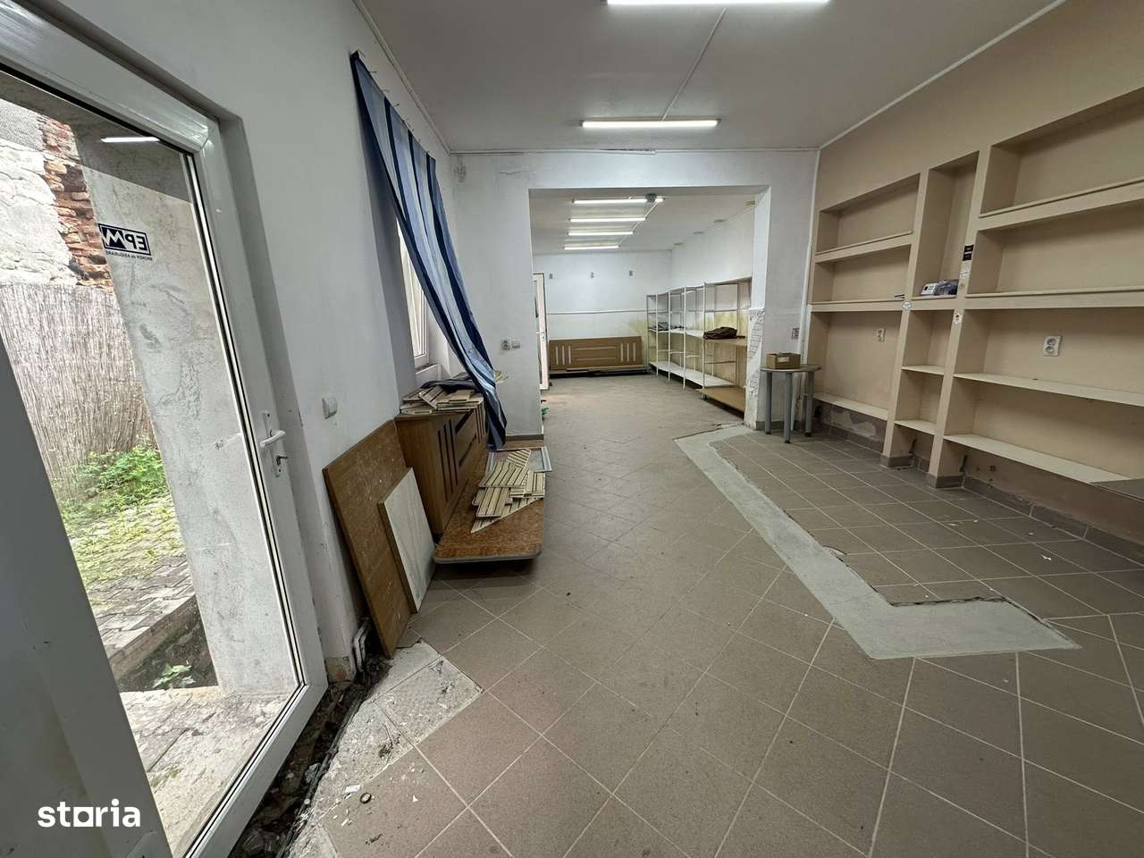 Spatiu comercial DE VANZARE sau INCHIRIERE - Imagine principală: 1/8