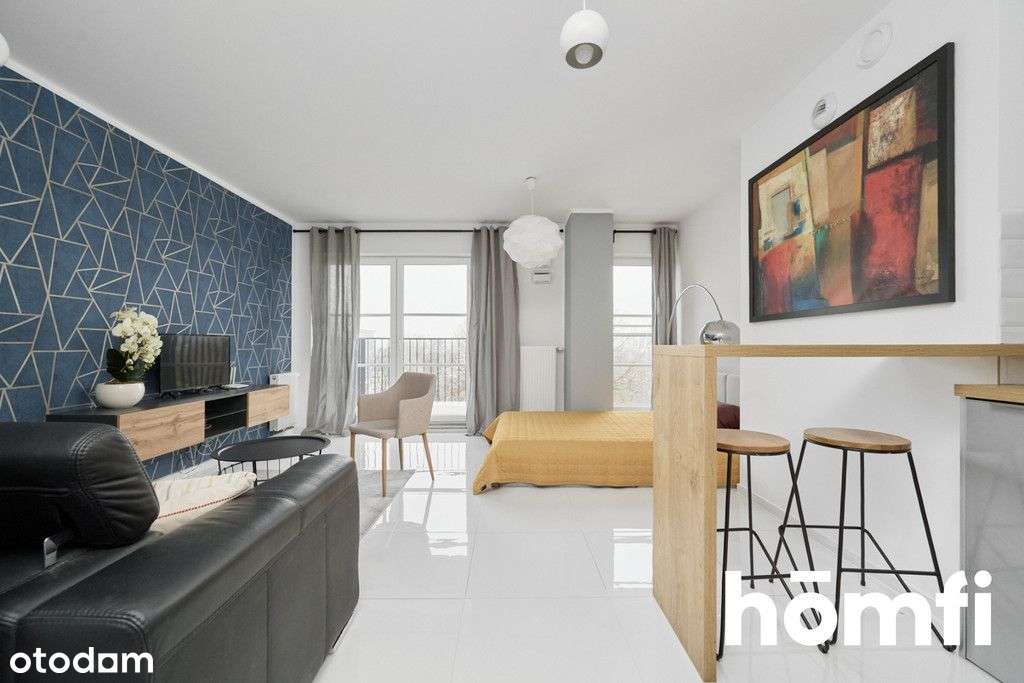 Studio z garderobą i balkonem ul. Legnicka - Pełny obrazek: 2/16