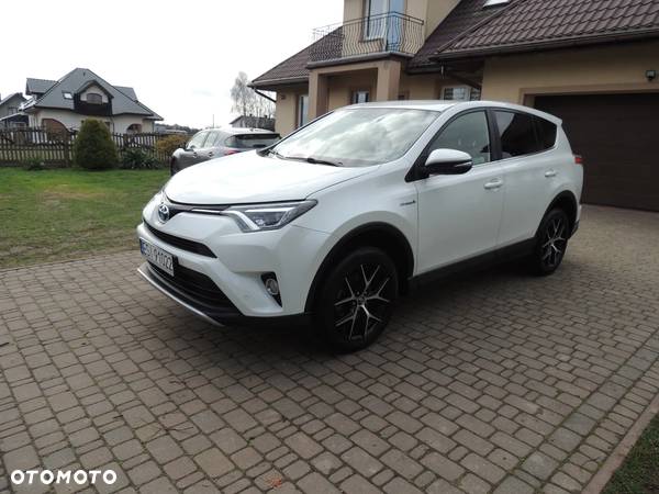 Toyota RAV4 - 4