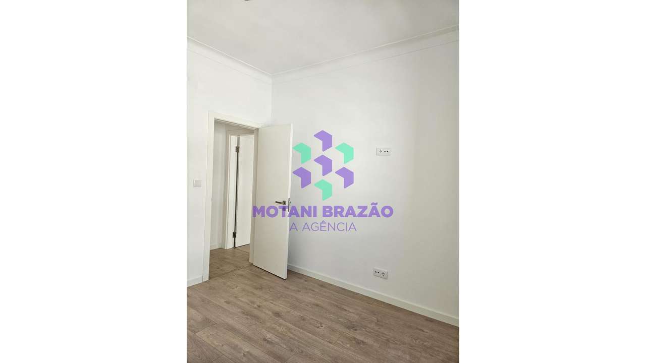 Apartamento T2  Almada-11