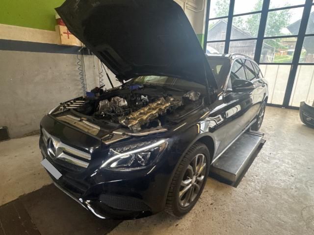 Mercedes-Benz C W205 180 9G-TRONIC Avantgarde 2015
