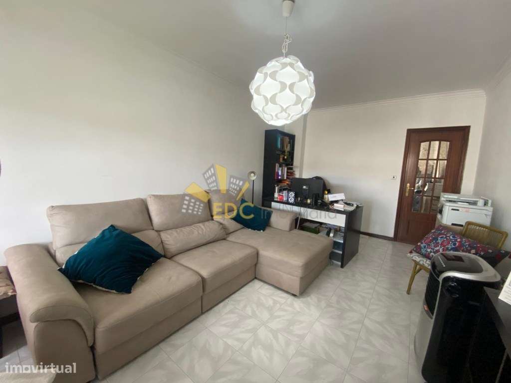 Apartamento T2 no Cacém, com possibilidade ser transformado em dúpl...-6