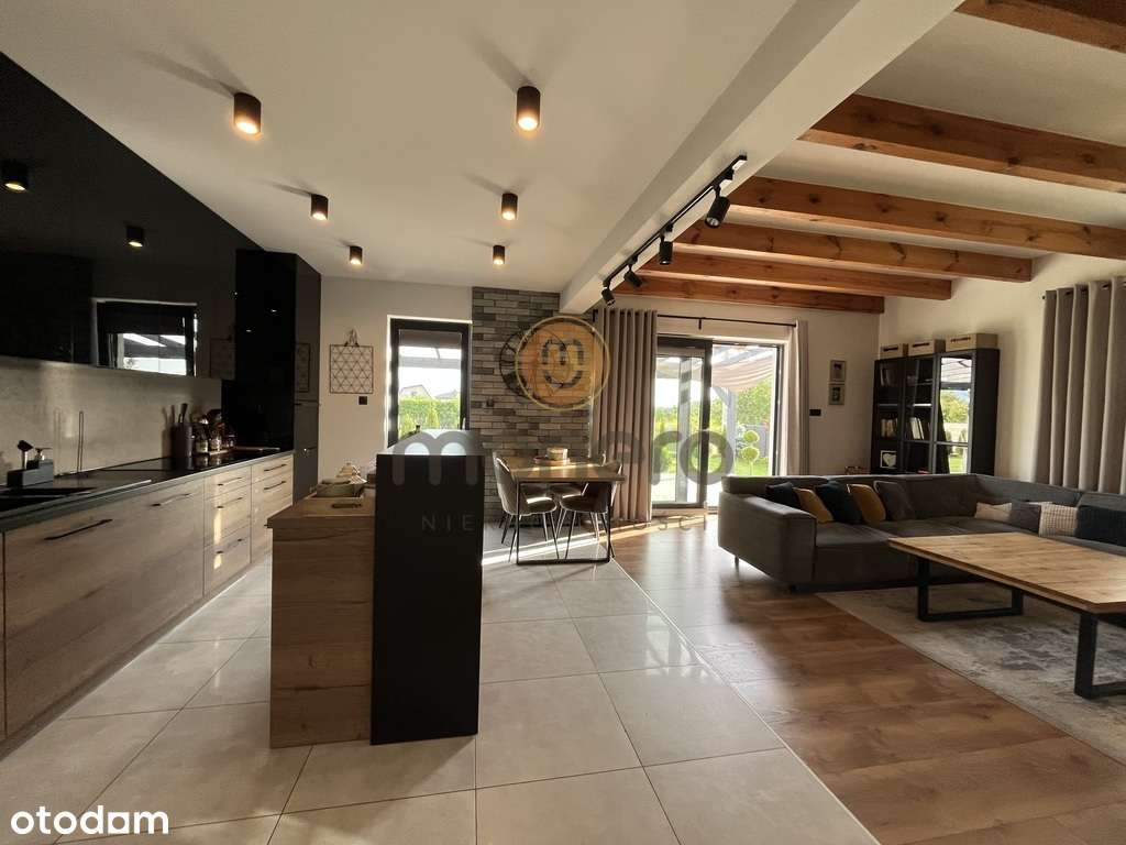 Parterowy dom marzeń z ogrodem i kominkiem - Pełny obrazek: 4/16