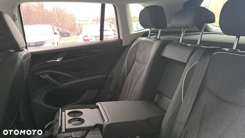 Volkswagen Tiguan 2.0 TDI SCR Elegance DSG - 16