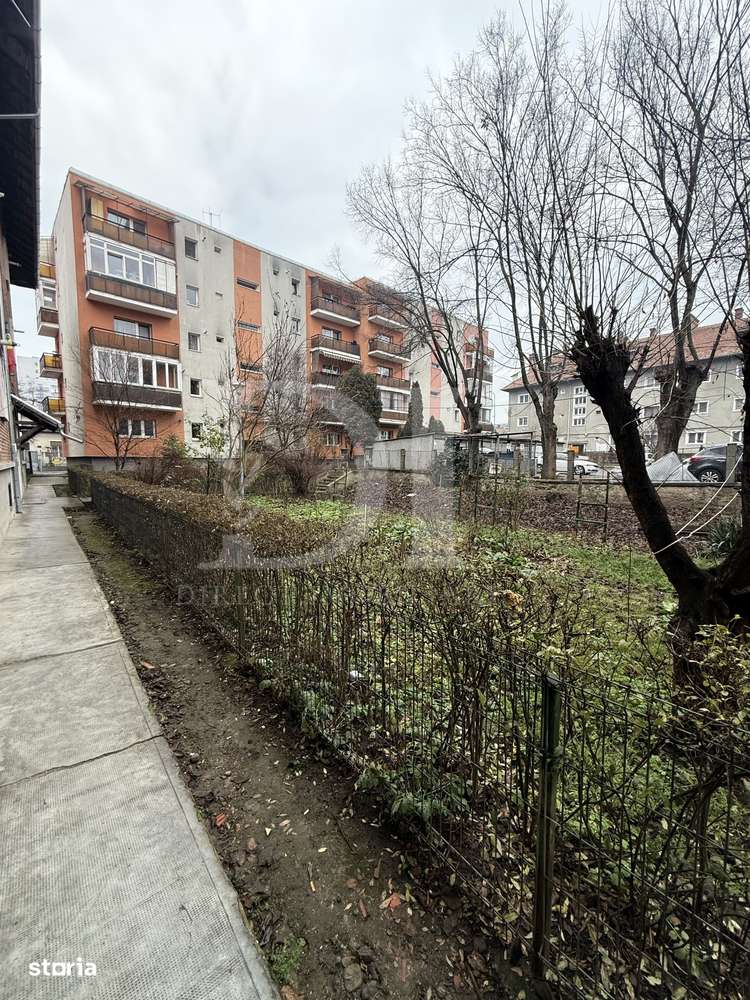 Apartament etaj intermediar / Zona aerisită-12