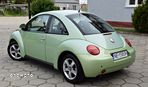 Volkswagen New Beetle 2.0 - 7