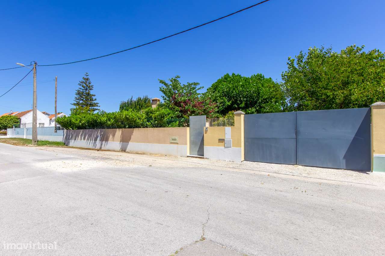 Moradia T2 com Garagem para 4 Viaturas  | Palhota – Pinhal Novo-10