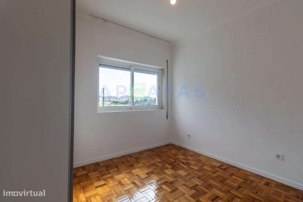 Andar moradia V3 com 2 garagens fechadas em São Cosme, Gondomar-12