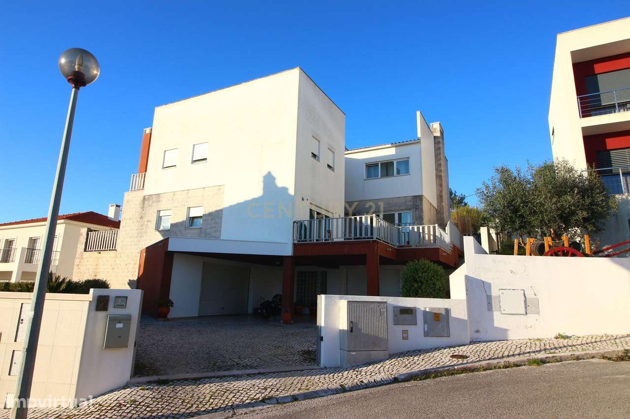 Moradia V4 em Torres Vedras, 566m2 ,vistas excecionais, qualidade e co-38