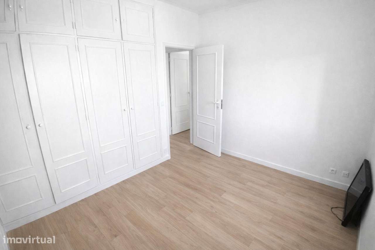 Apartamento T2 c/lugar de garagem-17
