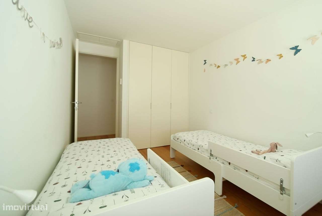 Apartamento T3 de Excelência em Matosinhos, terraço de 40 m² e lugar d-21