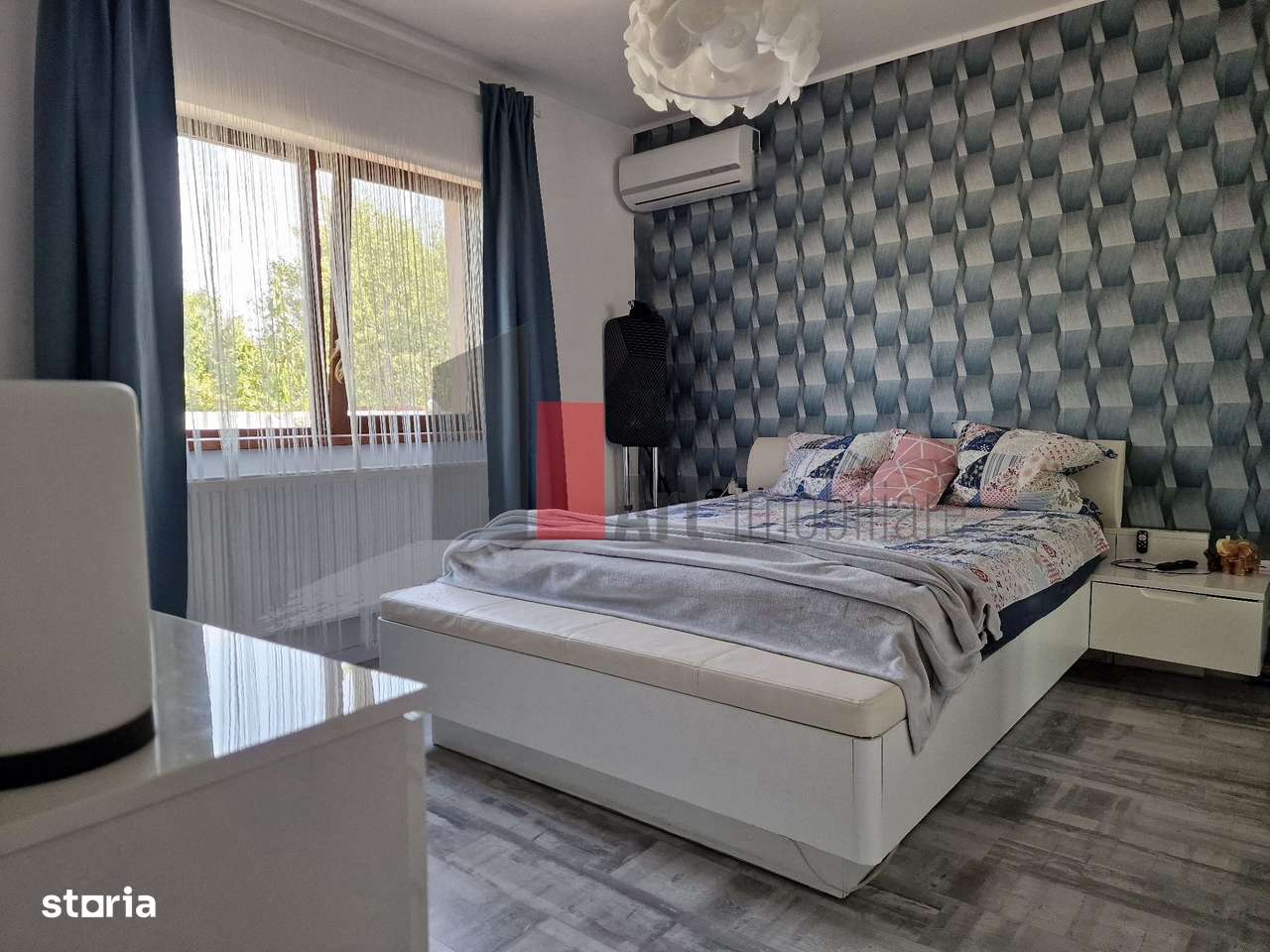 Vindem casa moderna cu piscina si zona de fitness --Mihailesti - Imagine principală: 5/8