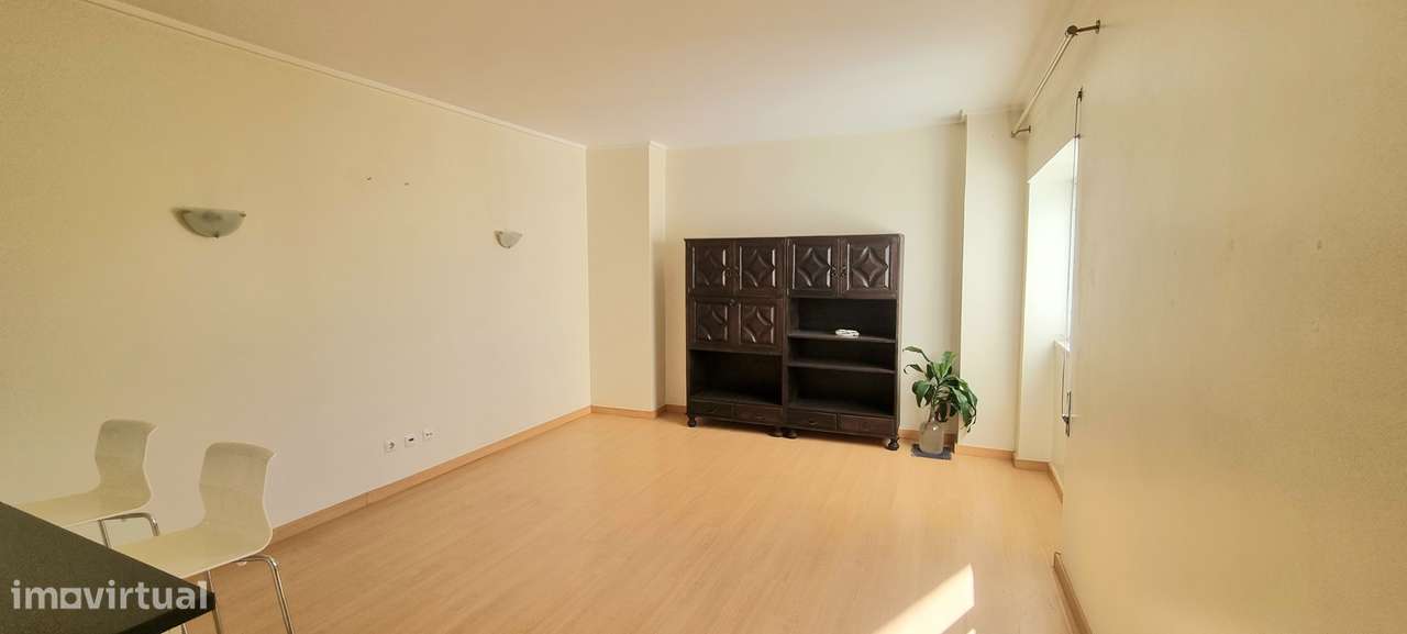 Apartamento T1 - excelente estado - Costa da Caparica, Almada - Grande imagem: 4/16