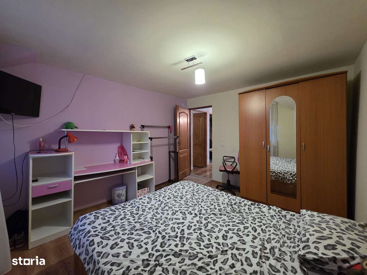 Casă de vânzare în Bârșău, comuna Hărău – la doar 15 km de Mun Deva-11