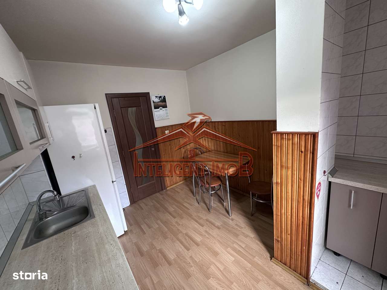 NOU! Apartament, decomandat, 4 camere, et.2 in Strand, Jud.SB-11