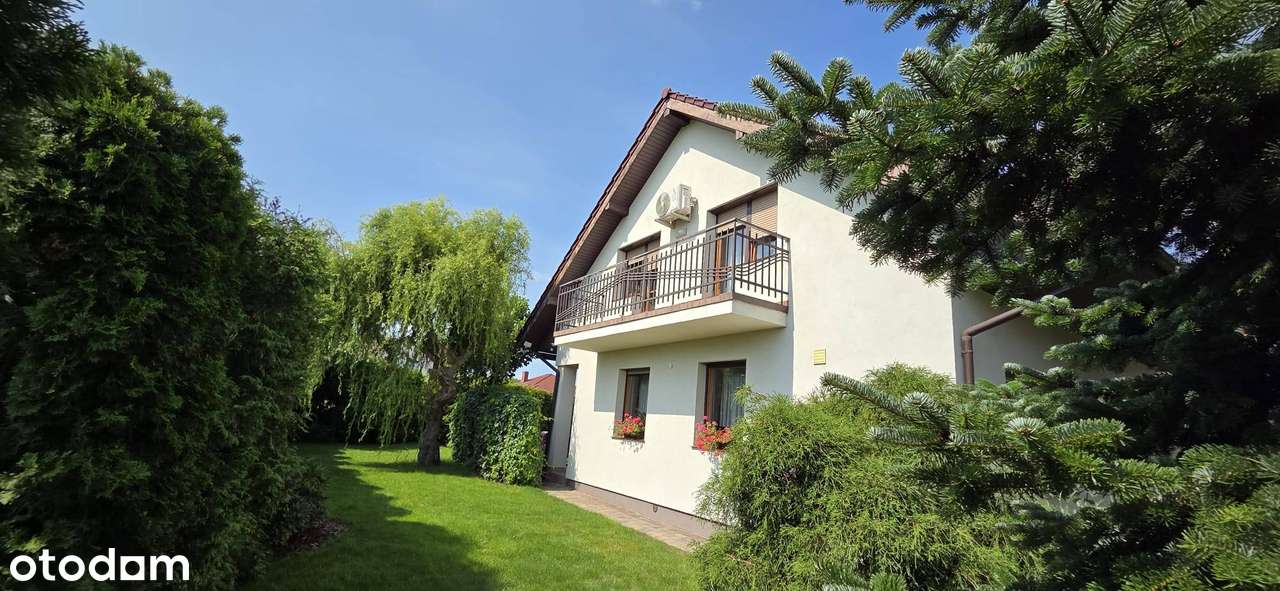 Otulony zielenią i słońcem DOM 216 m²-6 pokoi,2 łazienki,pralnia,GARAŻ-2