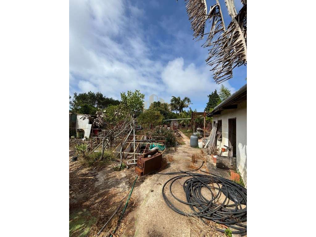 Terreno com 1120m2 em Arcozelo-13