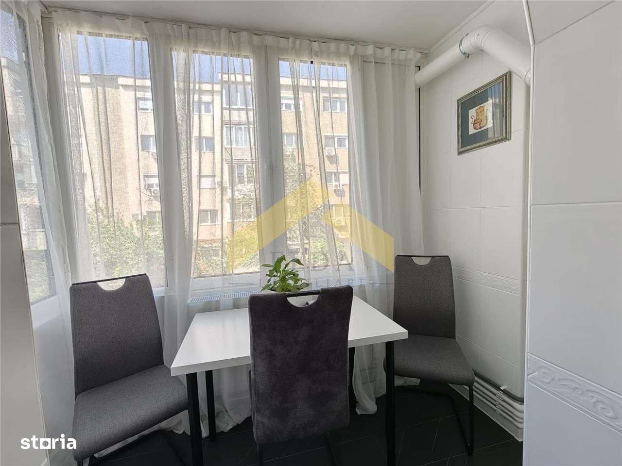 Apartament de vanzare Micalaca, zona Miorita-11