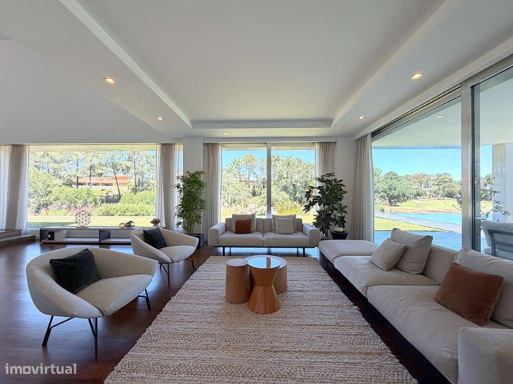 Moradia T6 na Quinta do Peru com vista para lago e campo de Golfe-17