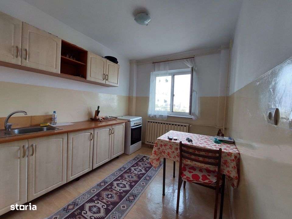 Apartament 3 camere Apusului, 10 minute metrou Pacii / Gorjului - Imagine principală: 1/11