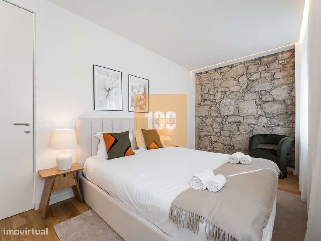 T1 com terraço na Baixa do Porto - Grande imagem: 4/15