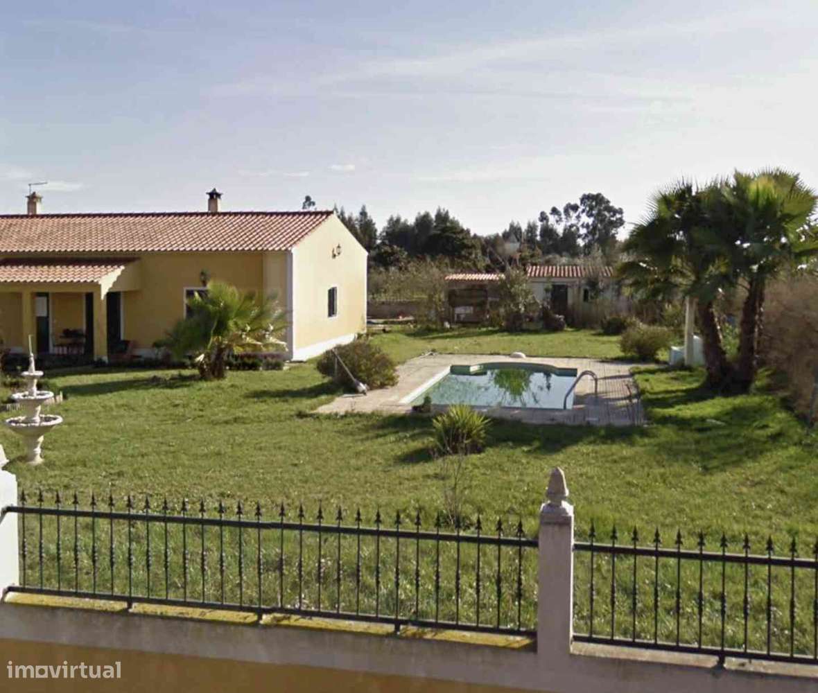 Moradia T3 c/ Piscina em Terreno 3.220 m²-6