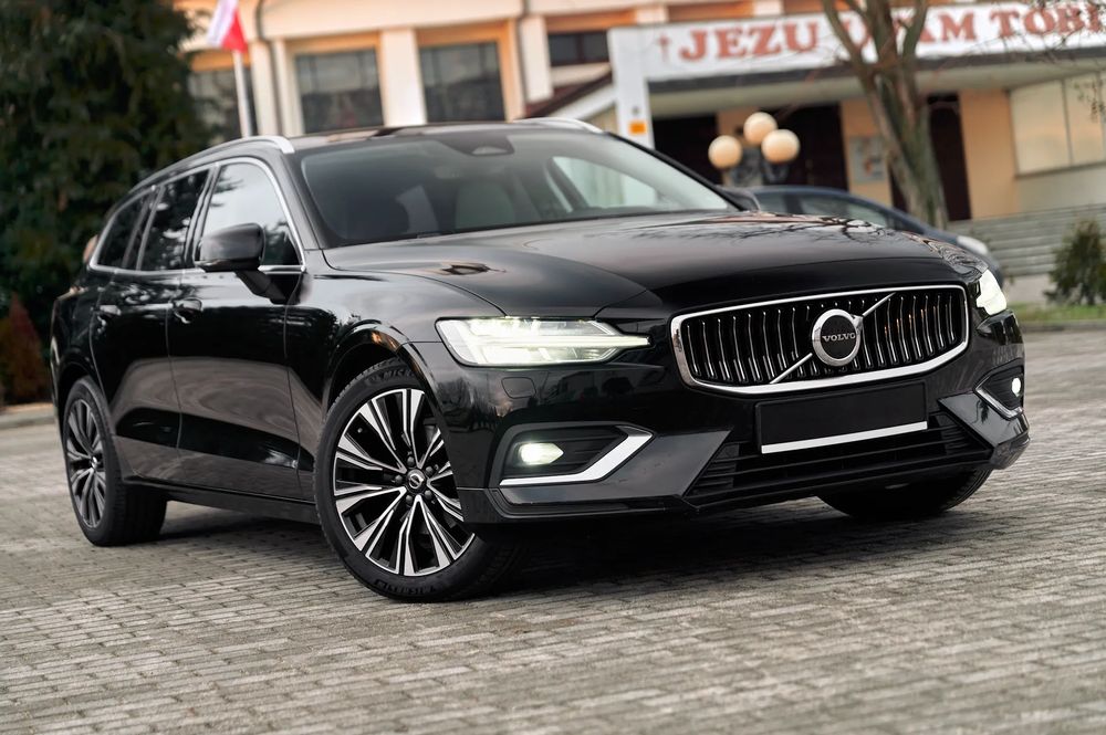 Volvo V60 II B4 D Geartronic Inscription 2022