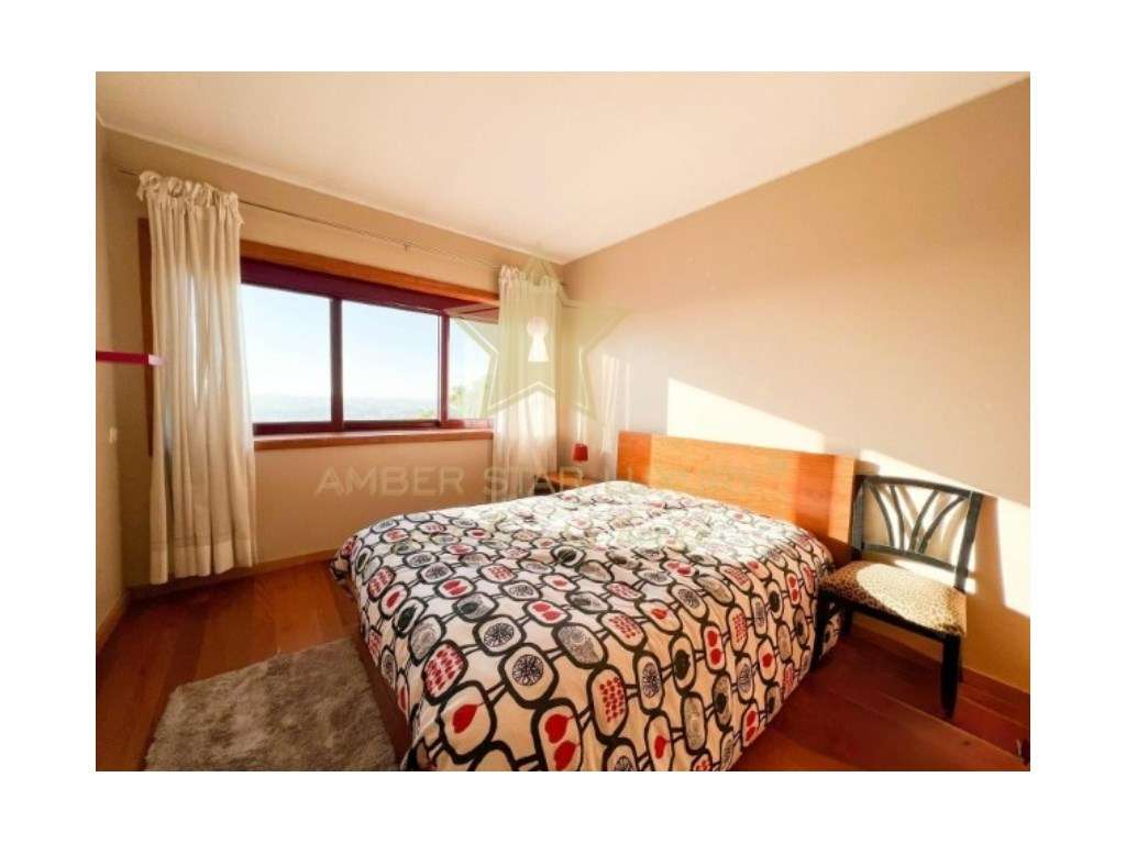 Fantástica moradia T6 com 3 pisos em Baguim do Monte! - Grande imagem: 5/20