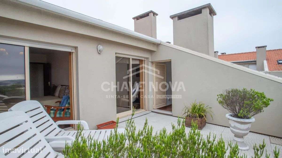 PS - Apartamento Familiar T3+1 com terraços Vista Mar em Canidelo-25