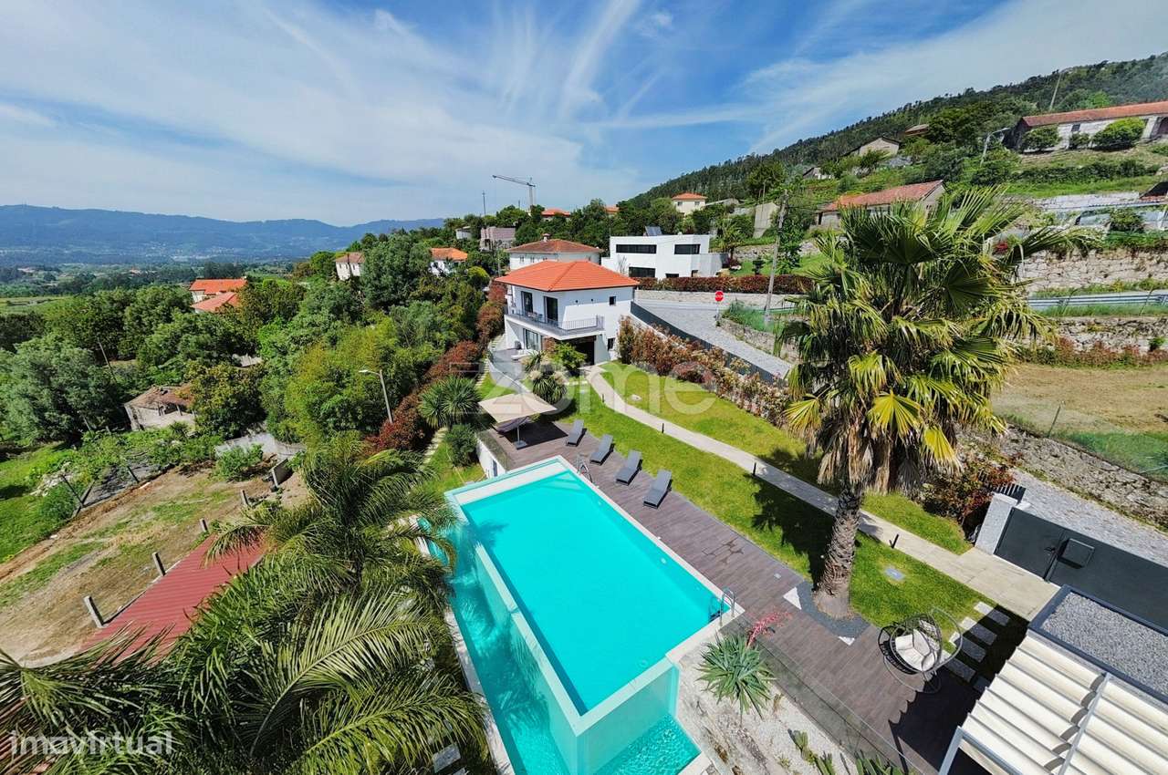 Moradia Individual T4 com piscina em Geraz do Minho, Póvoa de Lanho...-55