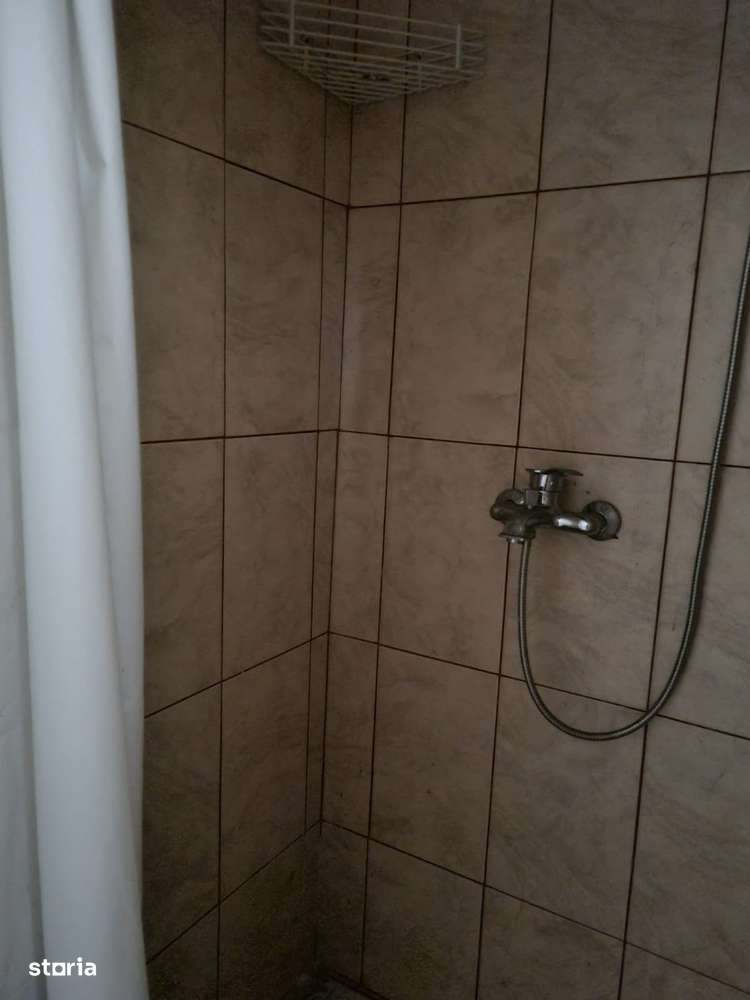 Casă pe parter, poziție premium – perfectă pentru investiție sau birou-11