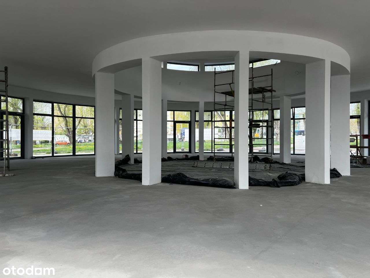 NOWY OBIEKT // handel - usługi - medycyna-4