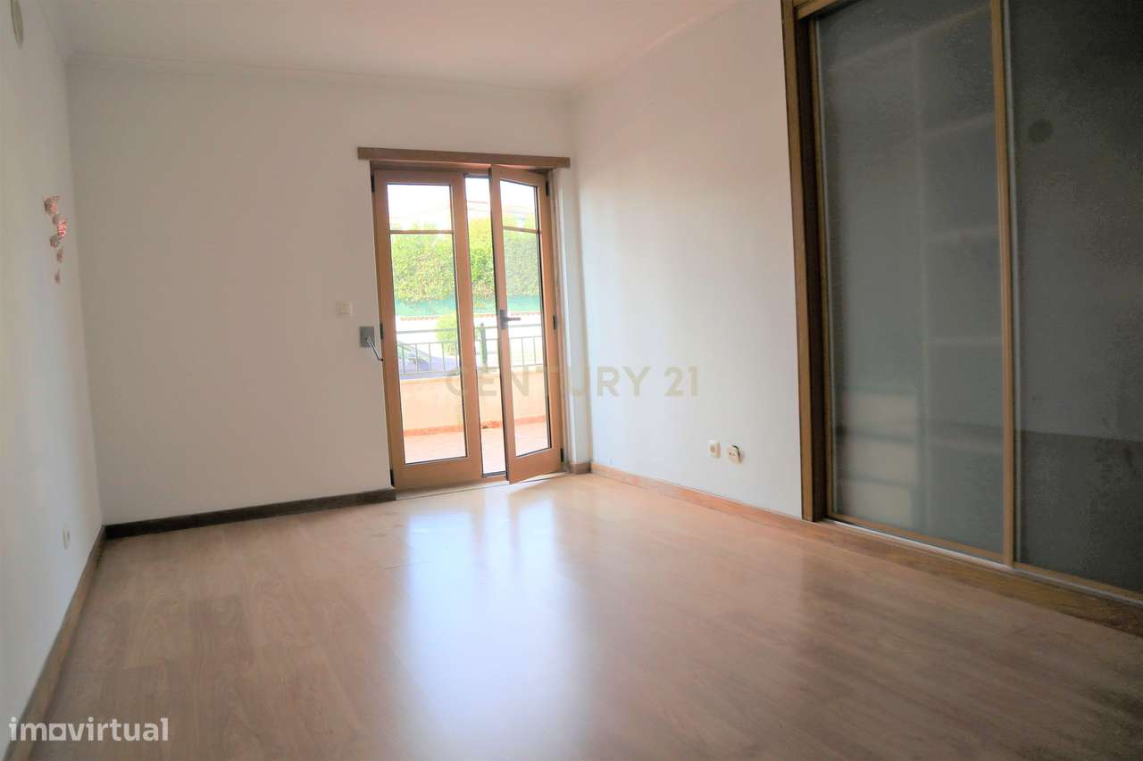 Apartamento, 79 m², Mafra-17