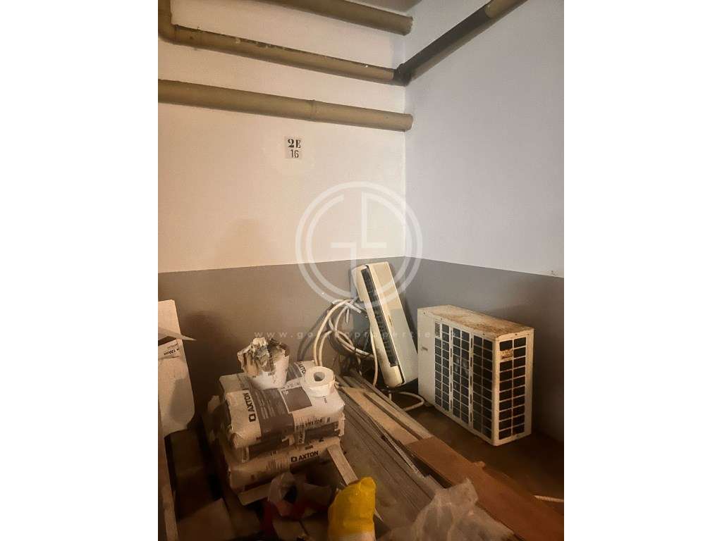 Apartamento T2 renovado, vista mar em Quarteira-10