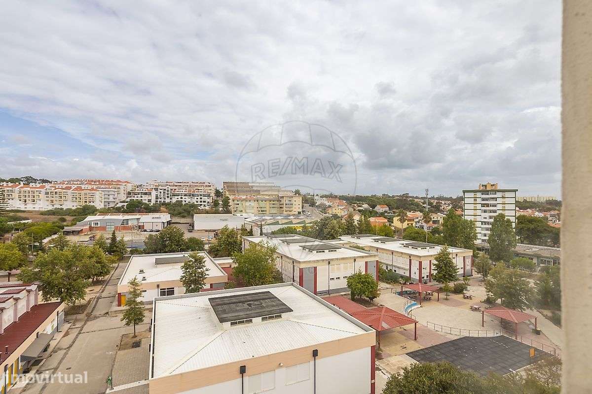 Apartamento T3 à venda em Almada-32