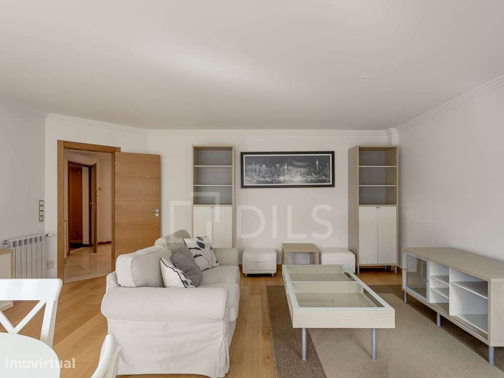 Apartamento T2 mobilado em condomínio com piscina, em Arroios - Grande imagem: 3/19